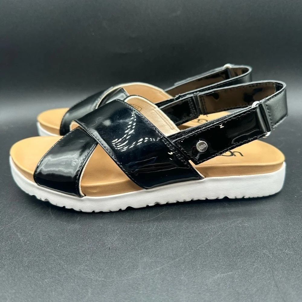 Ugg Kids Klara Black Patent Platform Sandals size 4